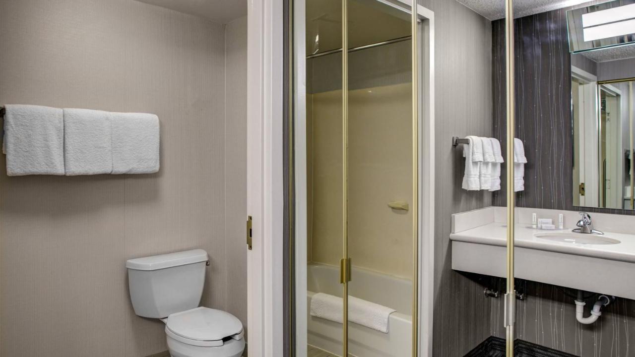 Courtyard By Marriott Cleveland Westlake Bagian luar foto