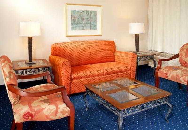 Courtyard By Marriott Cleveland Westlake Ruang foto