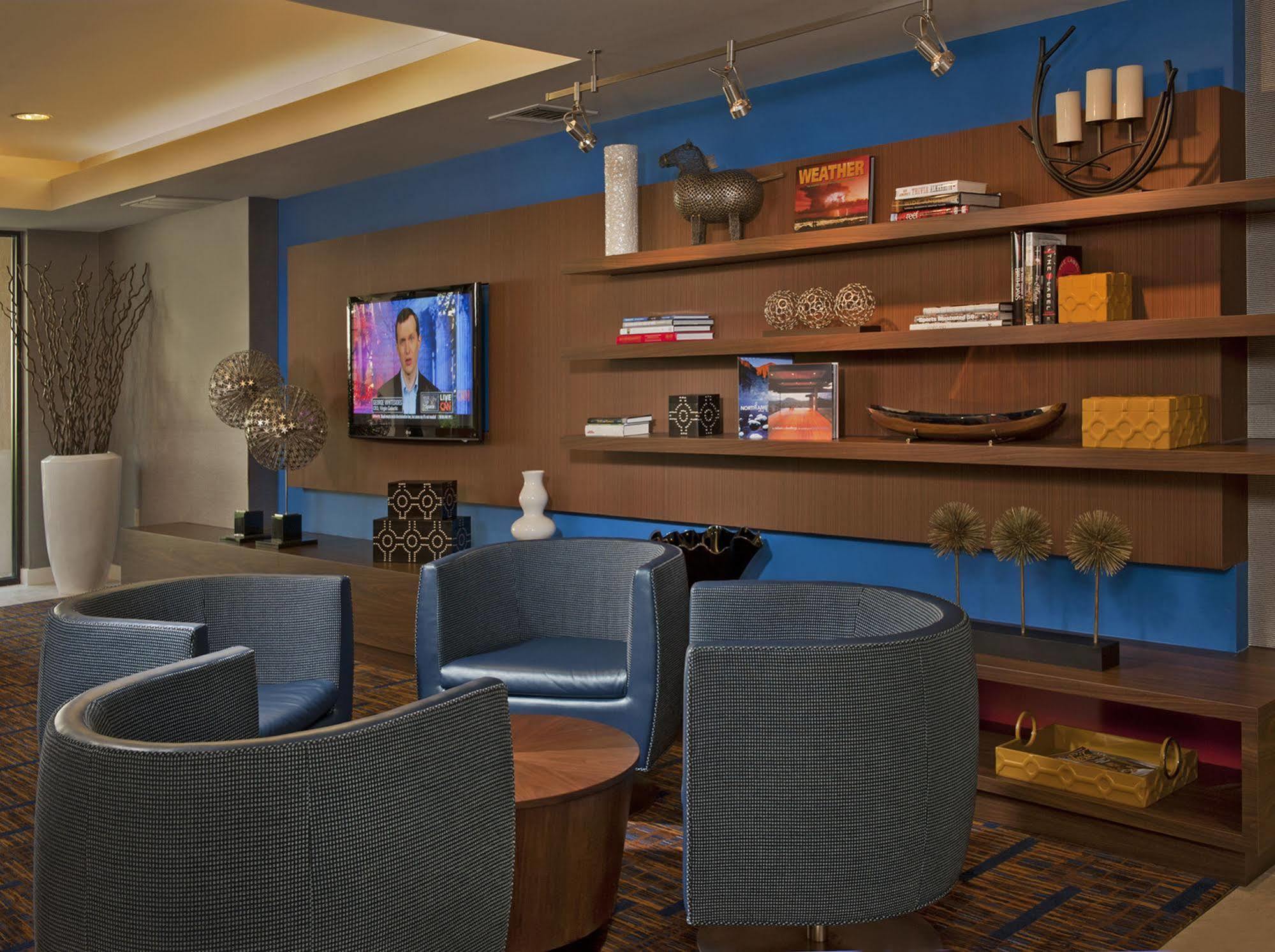 Courtyard By Marriott Cleveland Westlake Bagian luar foto