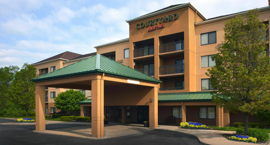 Courtyard By Marriott Cleveland Westlake Bagian luar foto